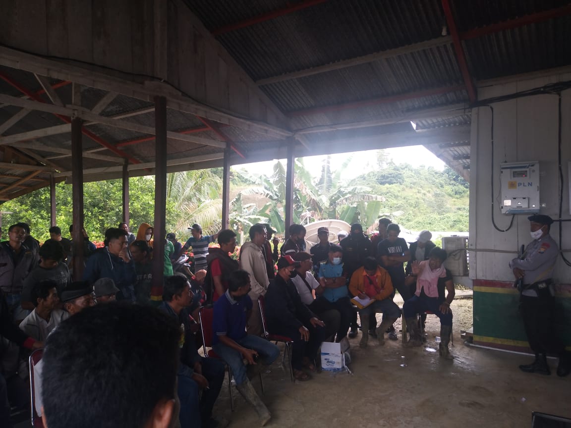 Puluhan Petani Sawit di Mamuju Tengah Datangi PT WKSM, Persoalkan adanya Kelompok Tani Siluman